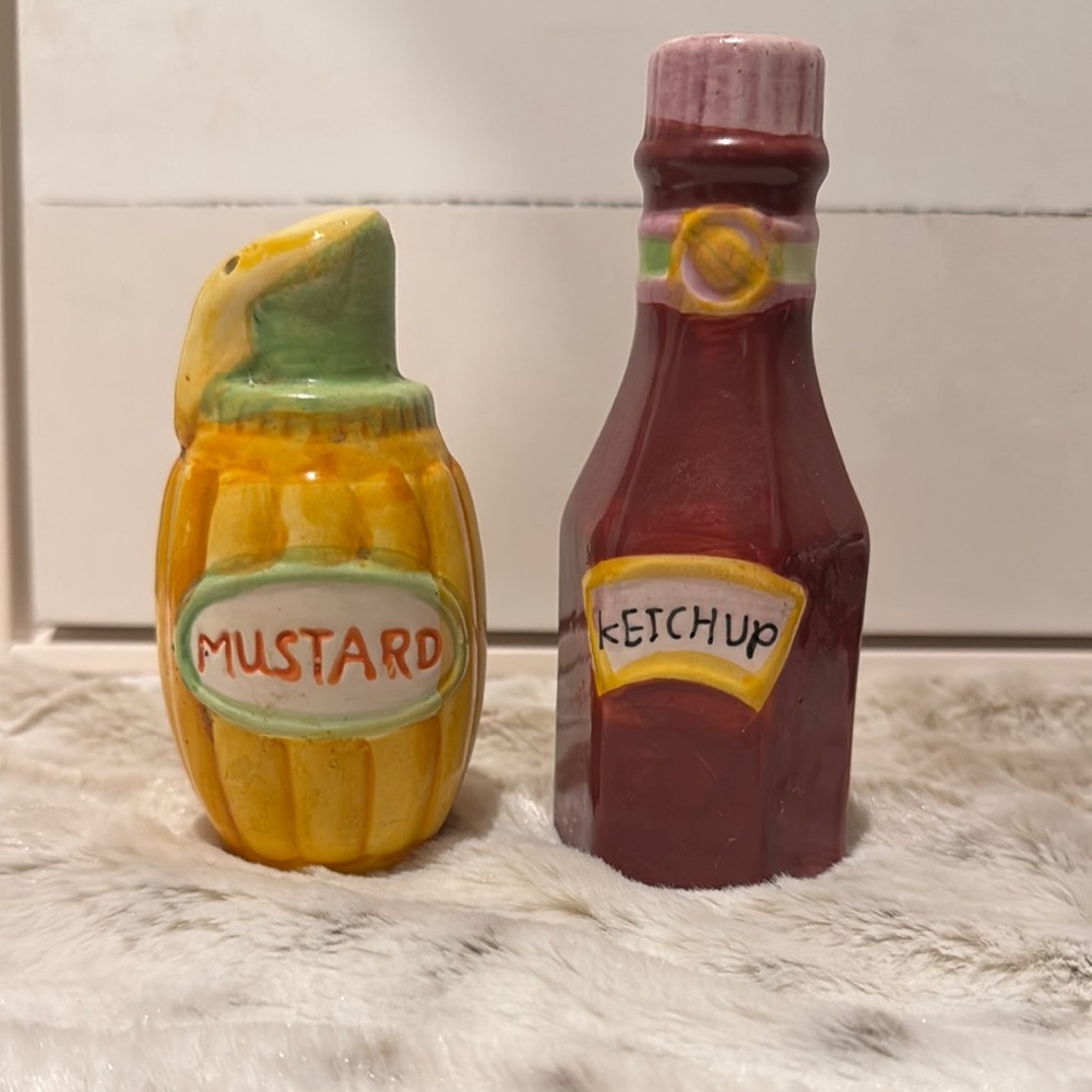 Mustard and Ketchup Ceramic Shakers